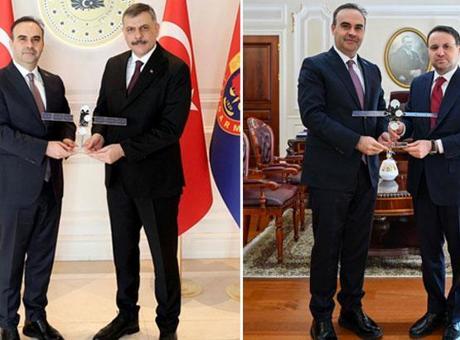 Bakan Kacır, İçişleri Bakanı Çiftçi ile Adalet Bakanı Gürlek’i ziyaret etti