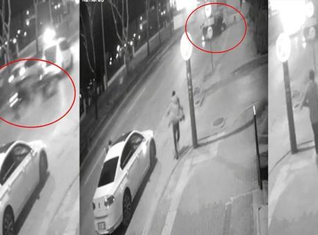 Gece yarısı korkunç kaza! Otomobil TIR dorsesinin altına girdi, o anlar kamerada