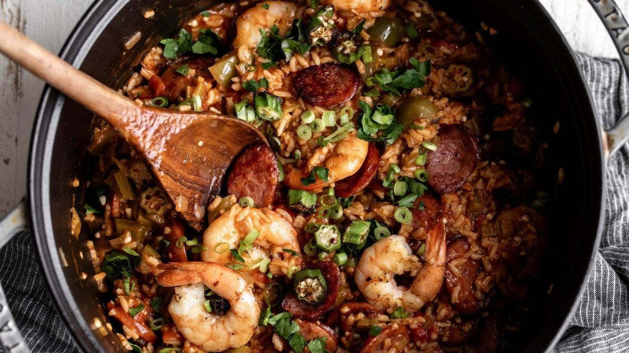 Louisiana Mutfak Kültürünün Kalbi: Creole Usulü Jambalaya