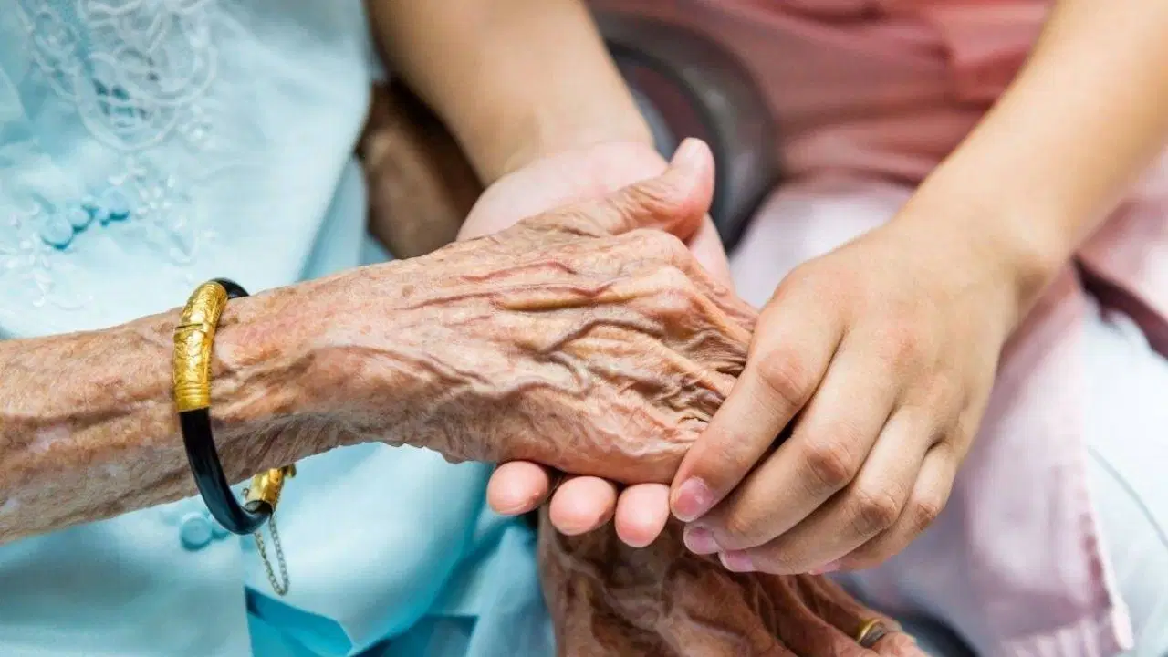 TÜİK ‘İstatistiklerle Yaşlılar 2025’ raporunu yayımladı: Türkiye hızla yaşlanıyor!