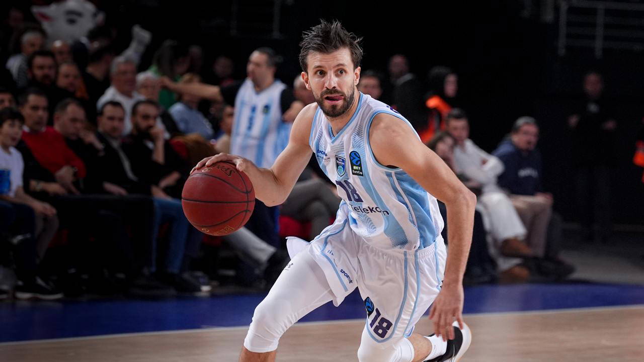 Türk Telekom, BAXI​​​​​​​ Manresa’yı devirerek BKT Avrupa Kupası’nda çeyrek finalde!